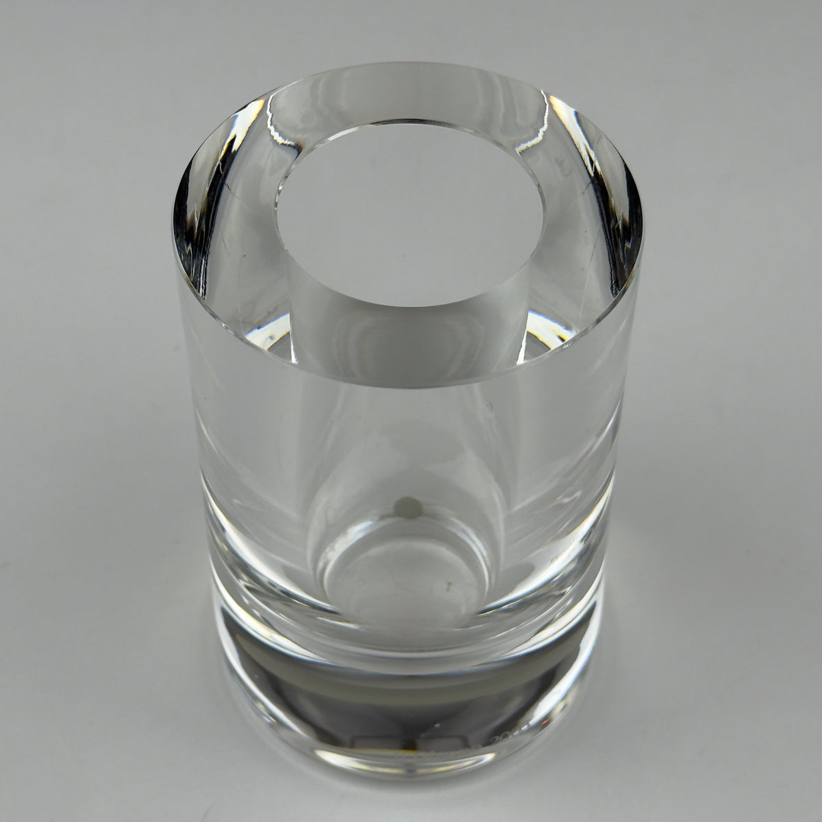 Mercedes-Benz Auto Rotonda Crystal Glass Vase by Il Giugno, 2003, Italian Design, 24% Lead Crystal
