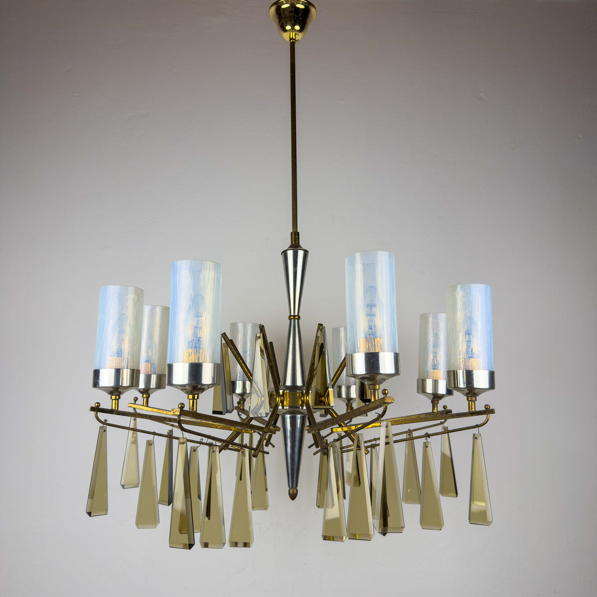 Large Sculptural Italian Mid-Century Chandelier in Brass and Glass, Italy 1950s