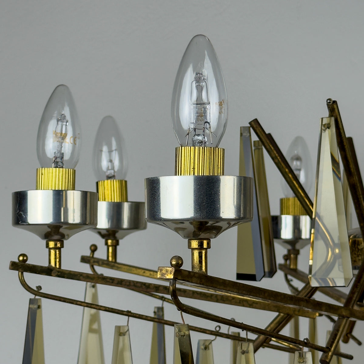 Large Sculptural Italian Mid-Century Chandelier in Brass and Glass, Italy 1950s