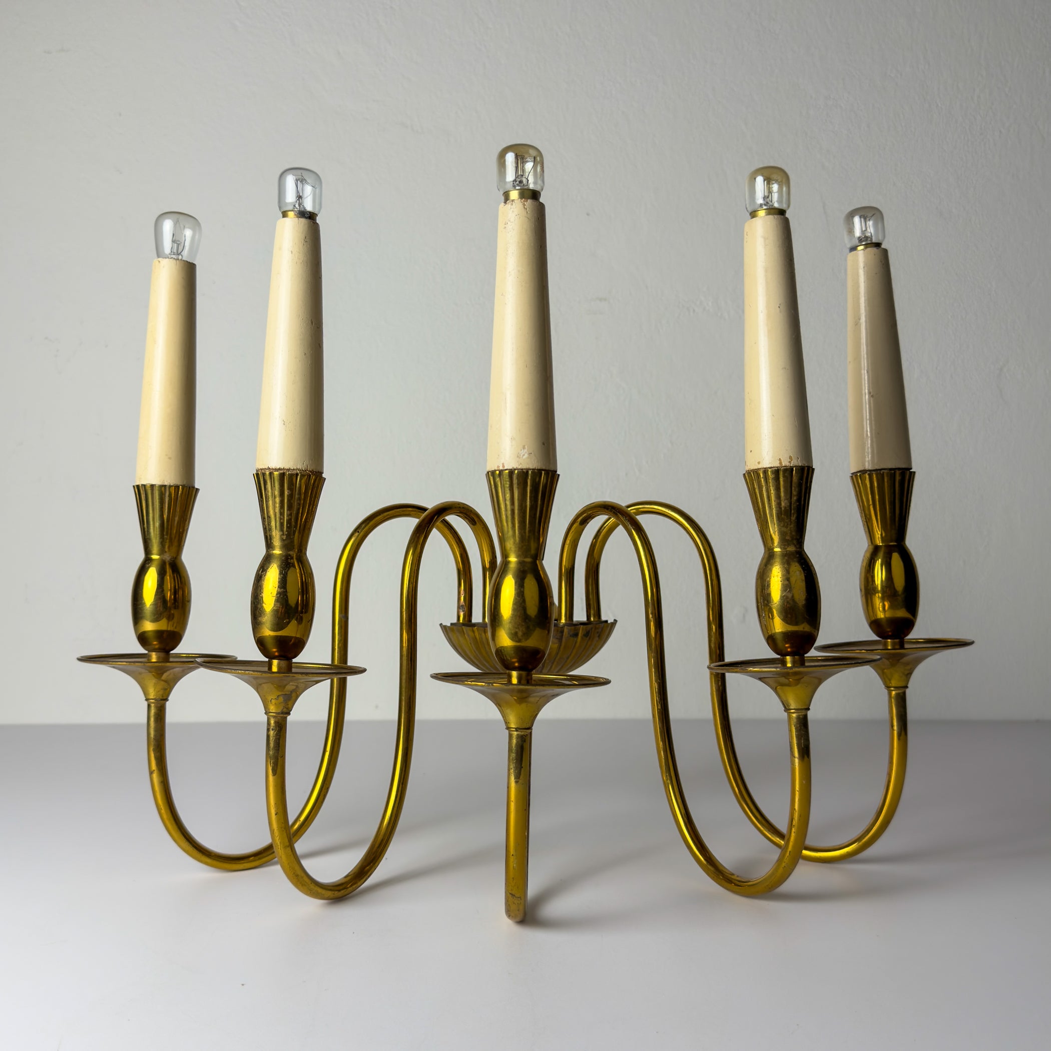 Vintage brass wall lamp by Stilnovo, Italy, 1950s
