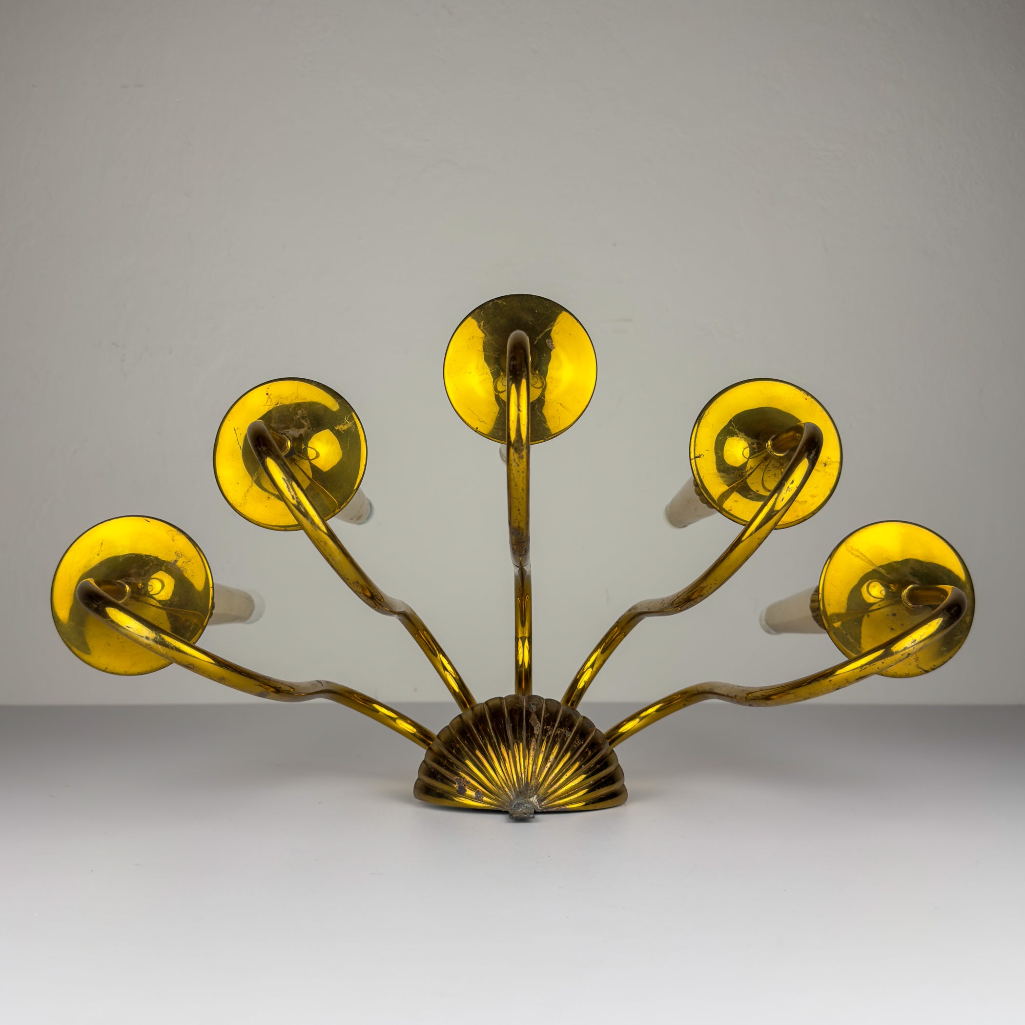 Vintage brass wall lamp by Stilnovo, Italy, 1950s