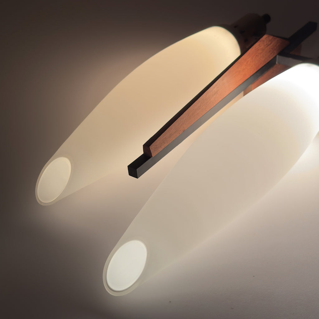 Vintage wall lamp by Stilnovo, Italy, 1960s