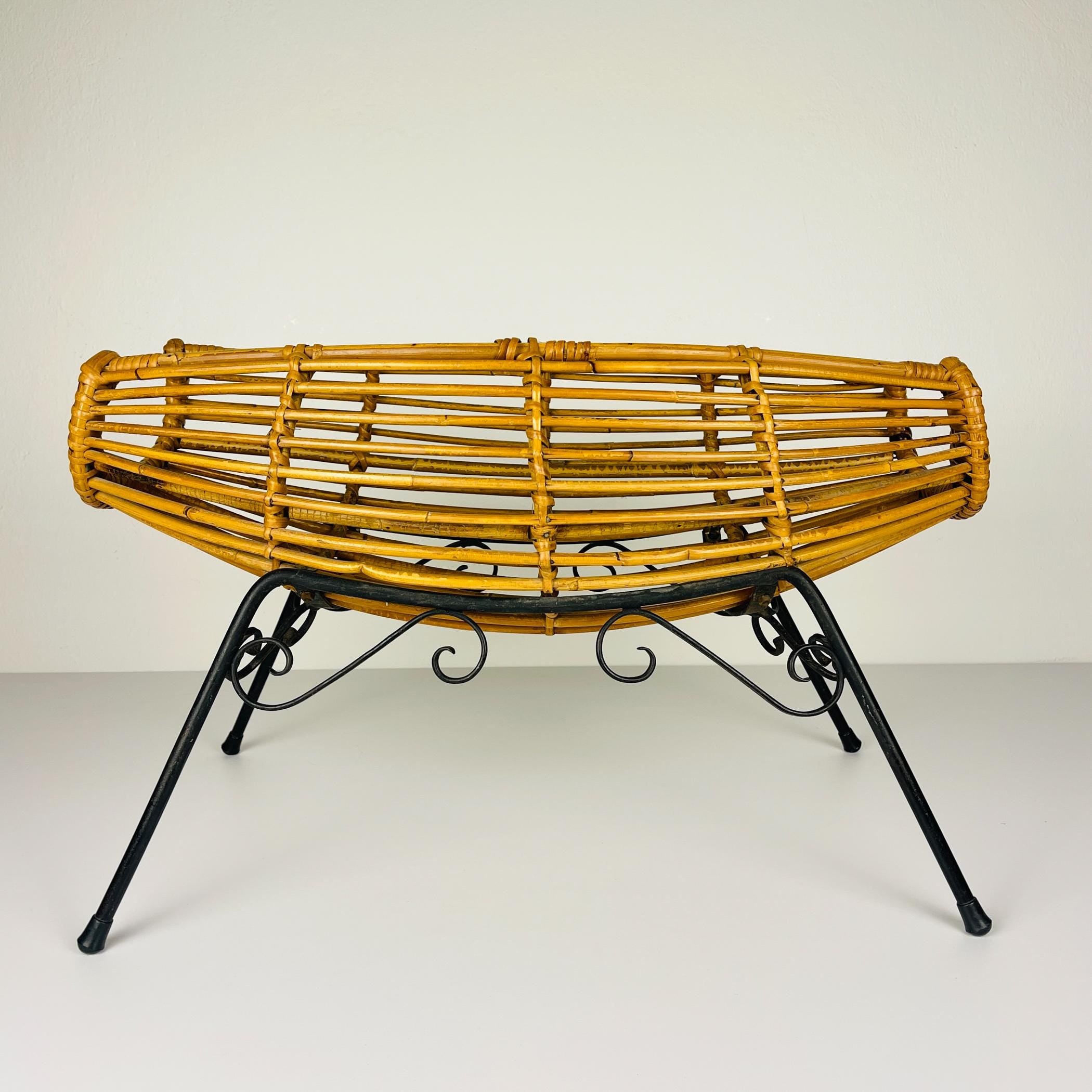 Vintage rattan stand or magazine rack, Italy, 1960s, Mid-century modern home decor