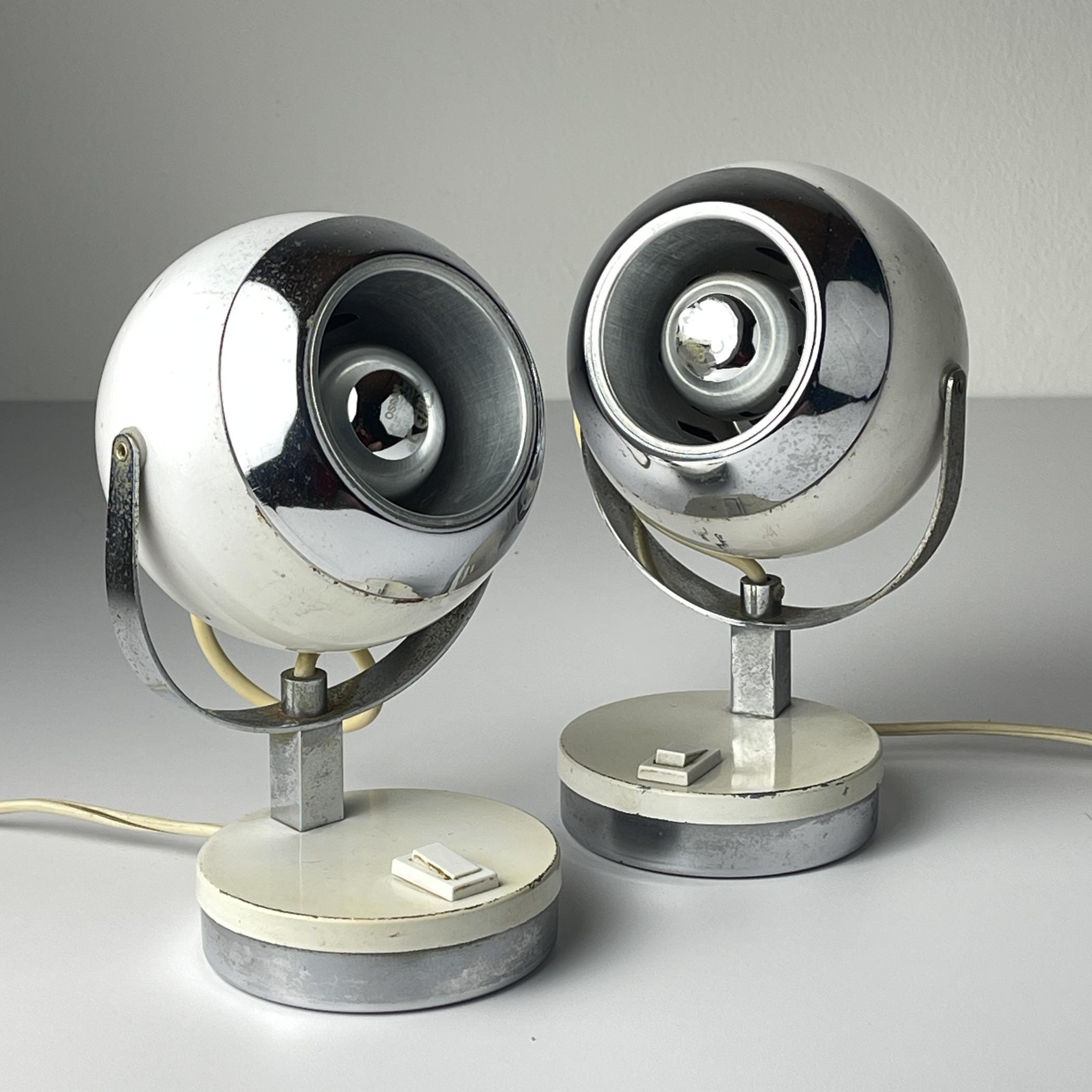 Mid-century white desk lamps Eyeball, Italy 1960s, Set of 2, Vintage home decor