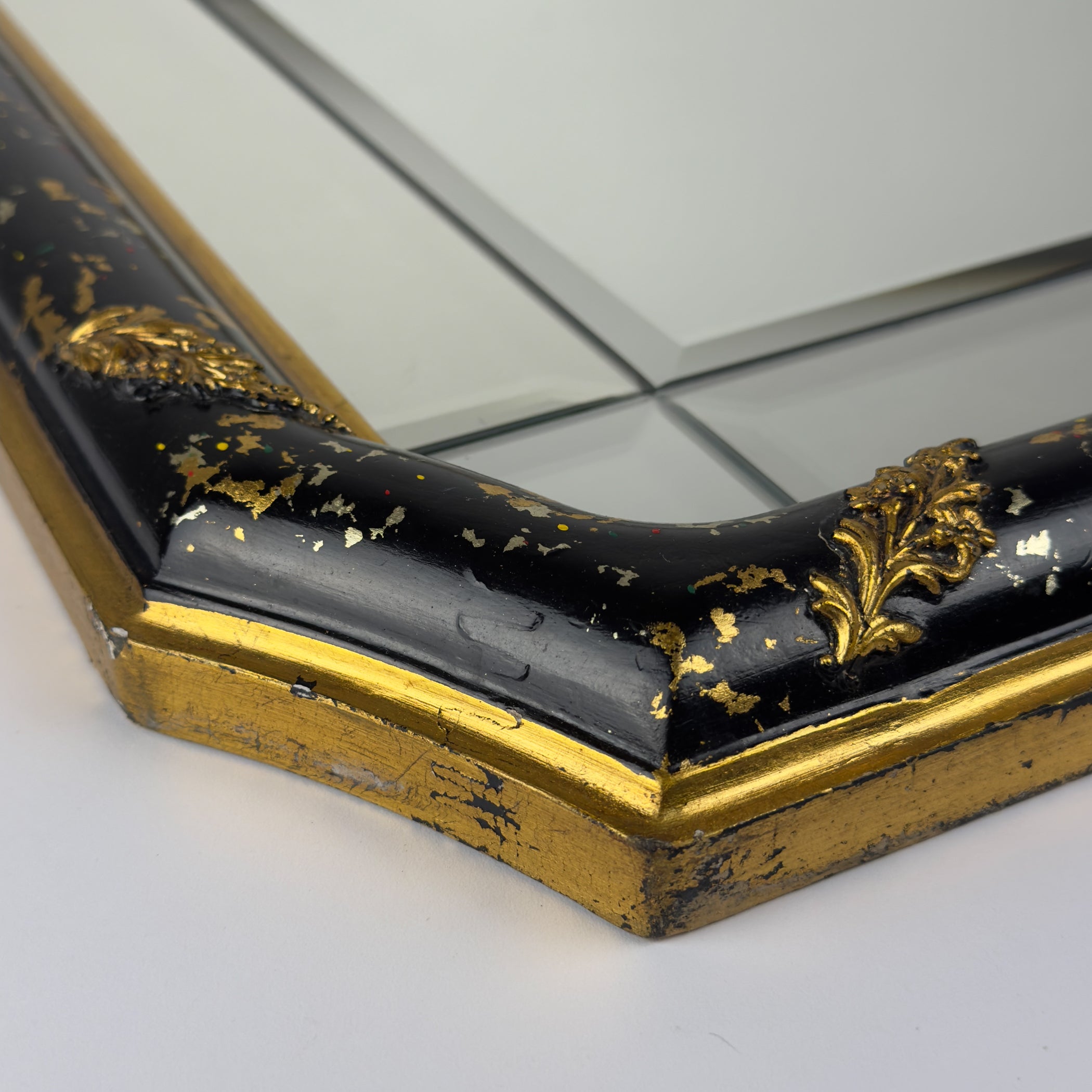Vintage Venetian Chinoiserie Wall Mirror, Italy 1950s, Black and Gold Painted