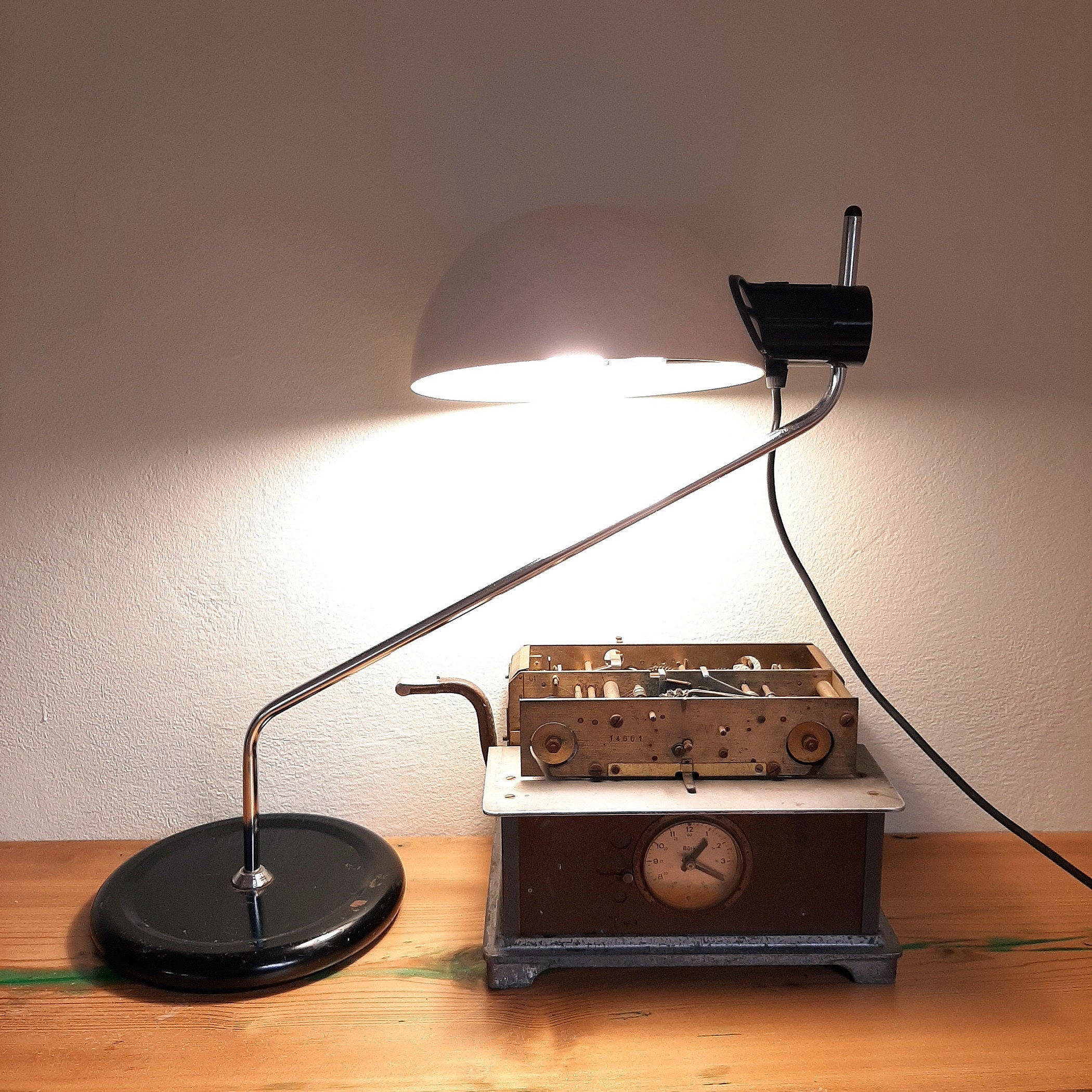 Mid Century Modern Desk Lamp: Libellula by Guzzini, 1972