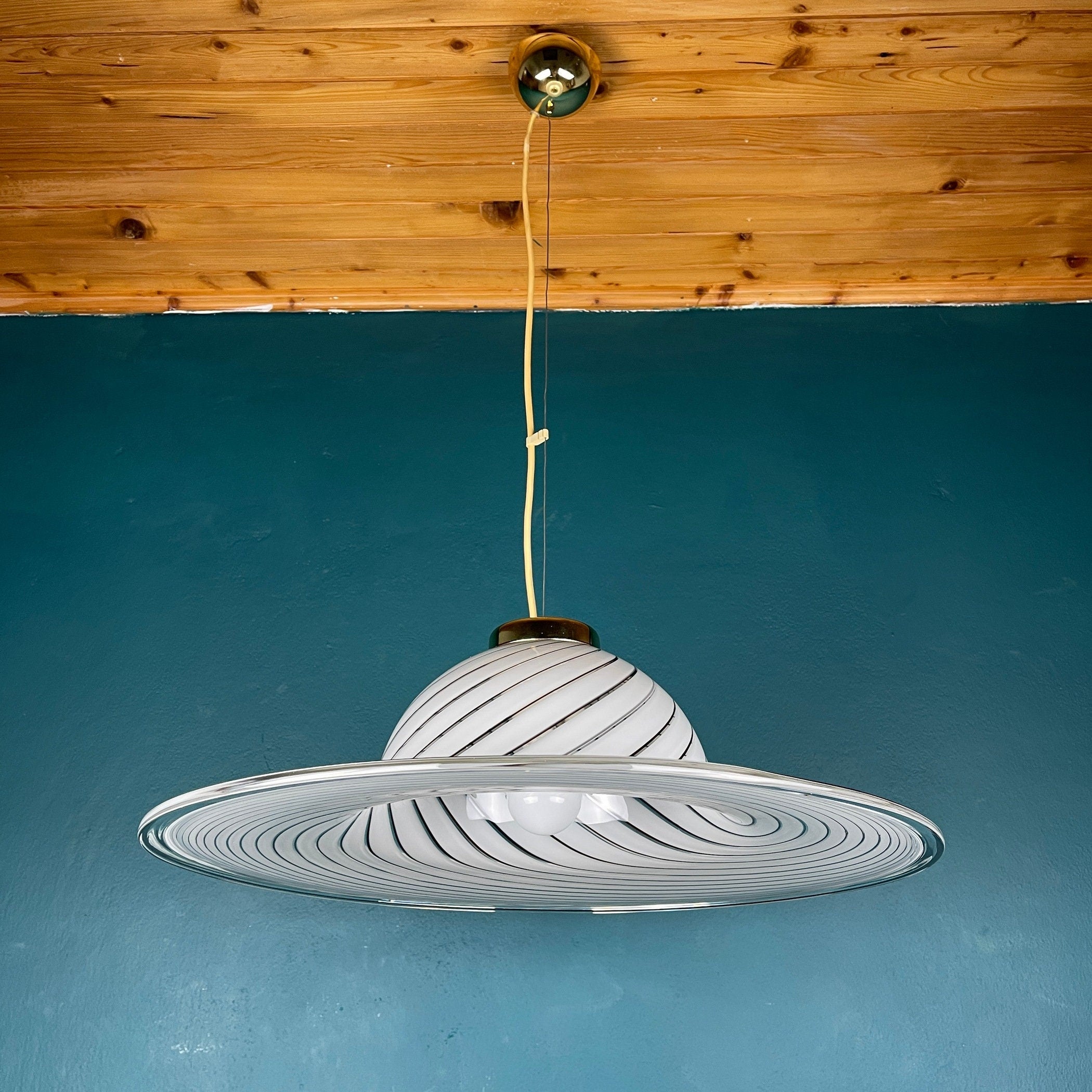 Classic swirl Murano glass pendant lamp Italy 1970s White Mid-century Lighting Vintage chandelier