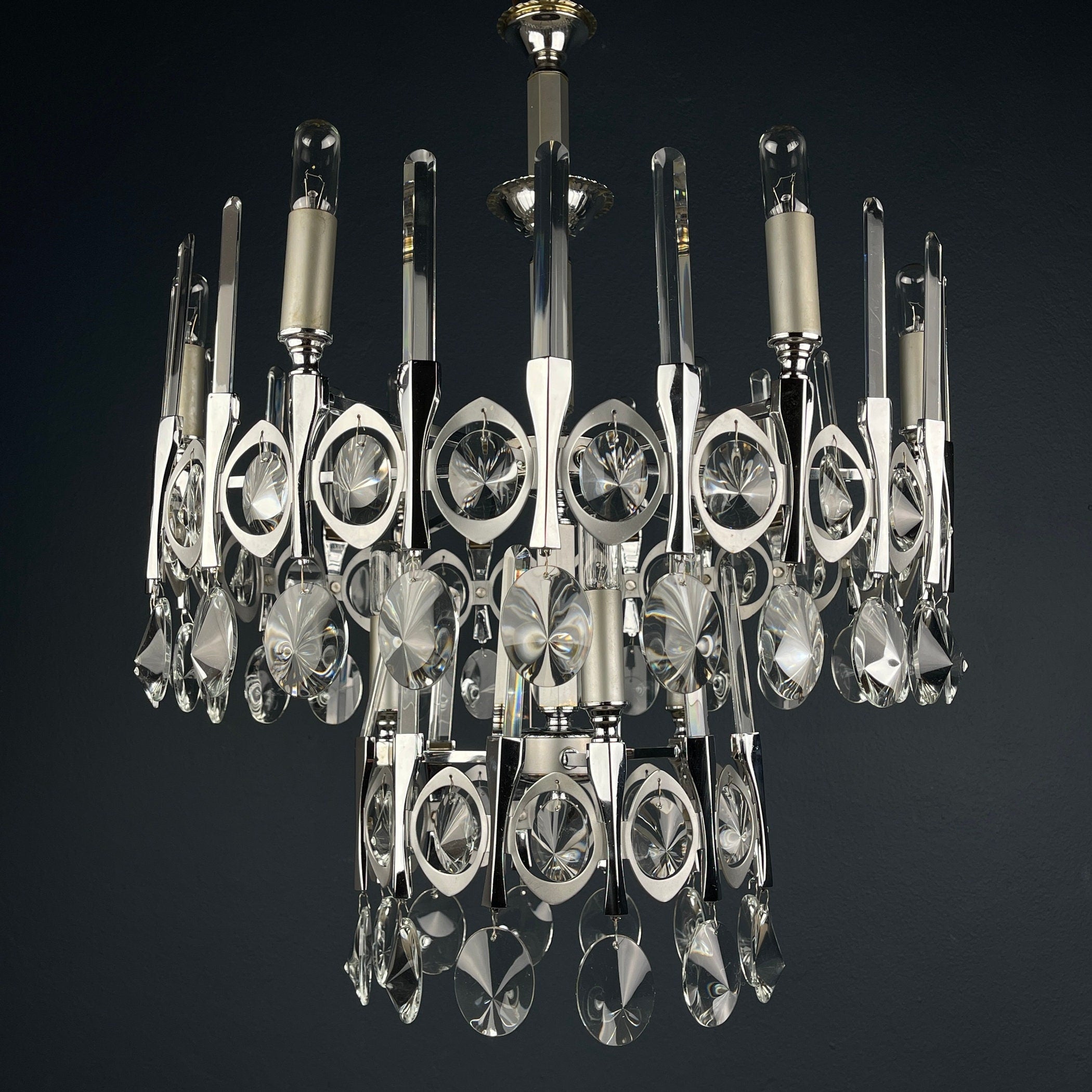 Gaetano Sciolari Chandelier: Mid-Century Modern Italian Crystal Glass, 1970s