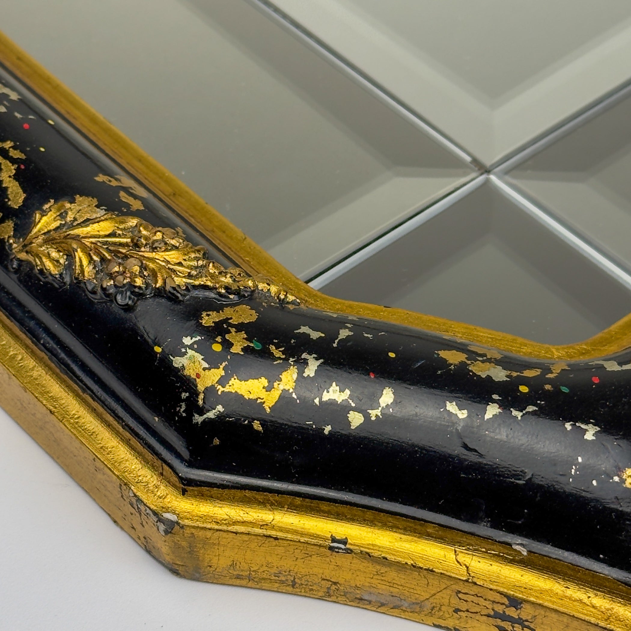 Vintage Venetian Chinoiserie Wall Mirror, Italy 1950s, Black and Gold Painted
