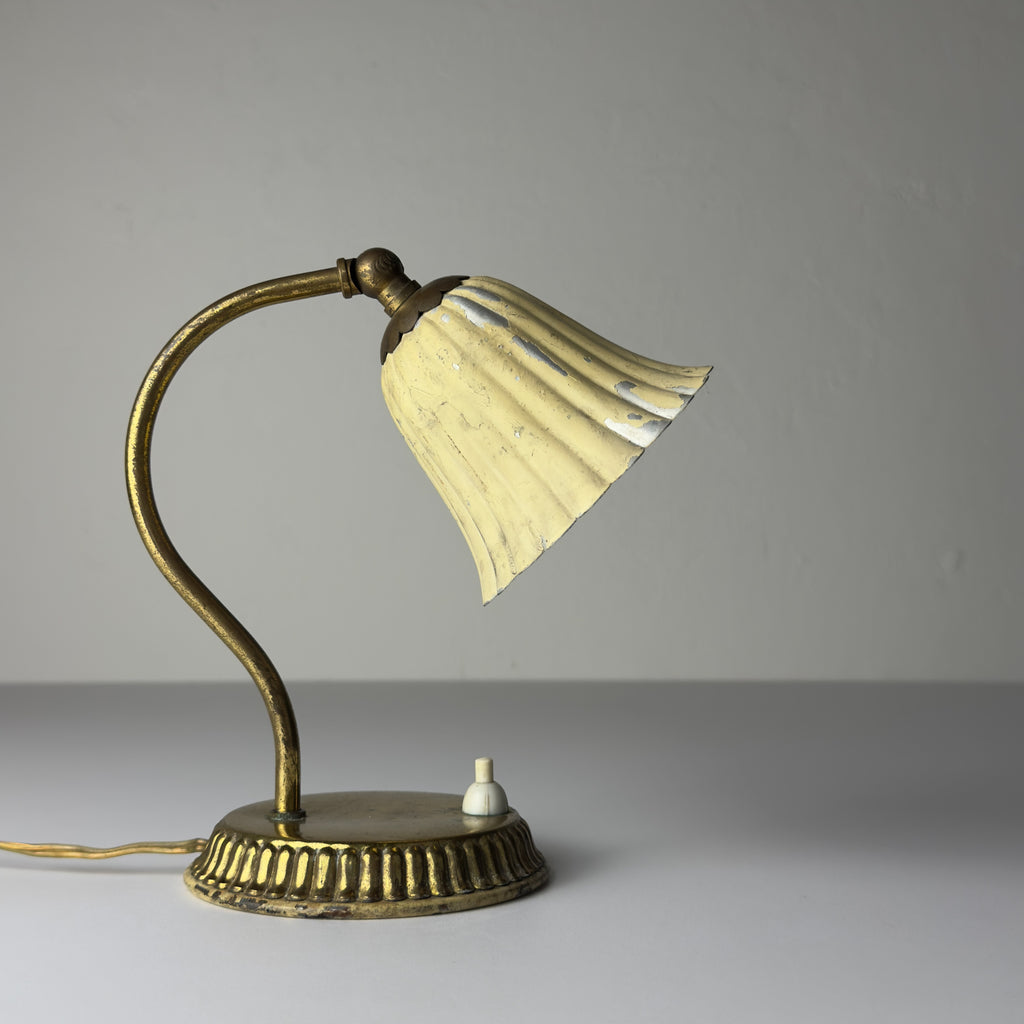 Small vintage metal table lamp Tulip, Italy 1950s