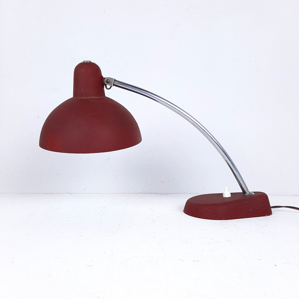 Vintage Burgundy Metal Desk Lamp: Italian Ministerial Lamp, 1950s