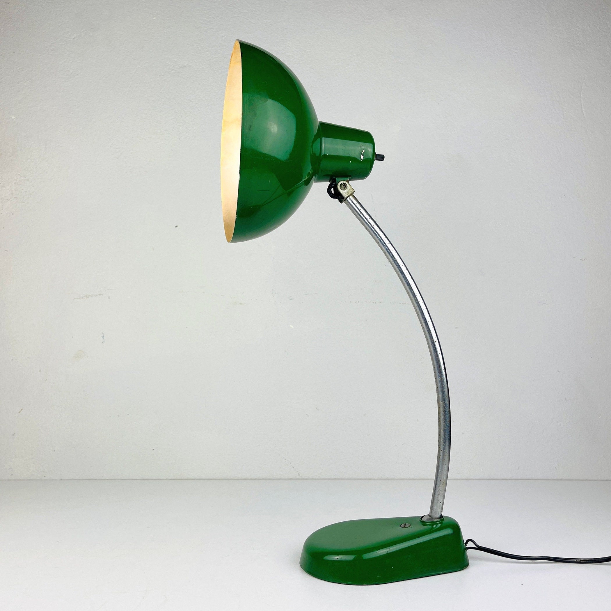 Green Industrial metal desk lamp A.Perazzone TORINO Italy 1960s Mid-century office table lamp