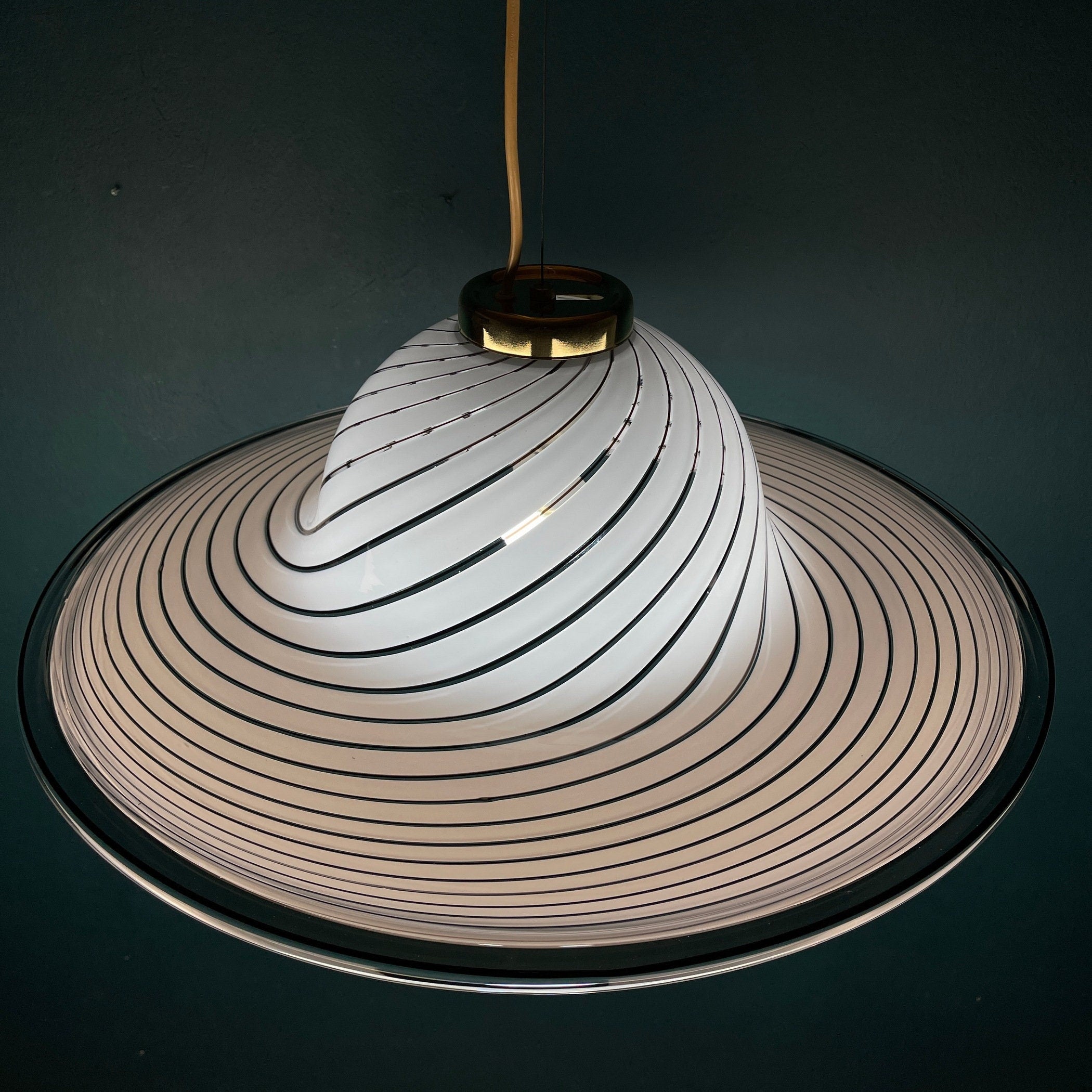 Classic swirl Murano glass pendant lamp Italy 1970s White Mid-century Lighting Vintage chandelier