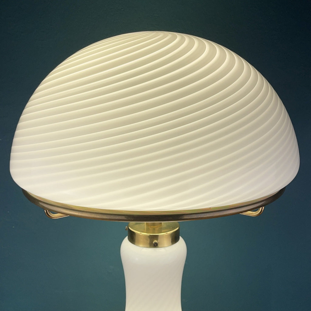Large classic swirl Murano table lamp Mushroom Italy 1970s Mid-century italian modern