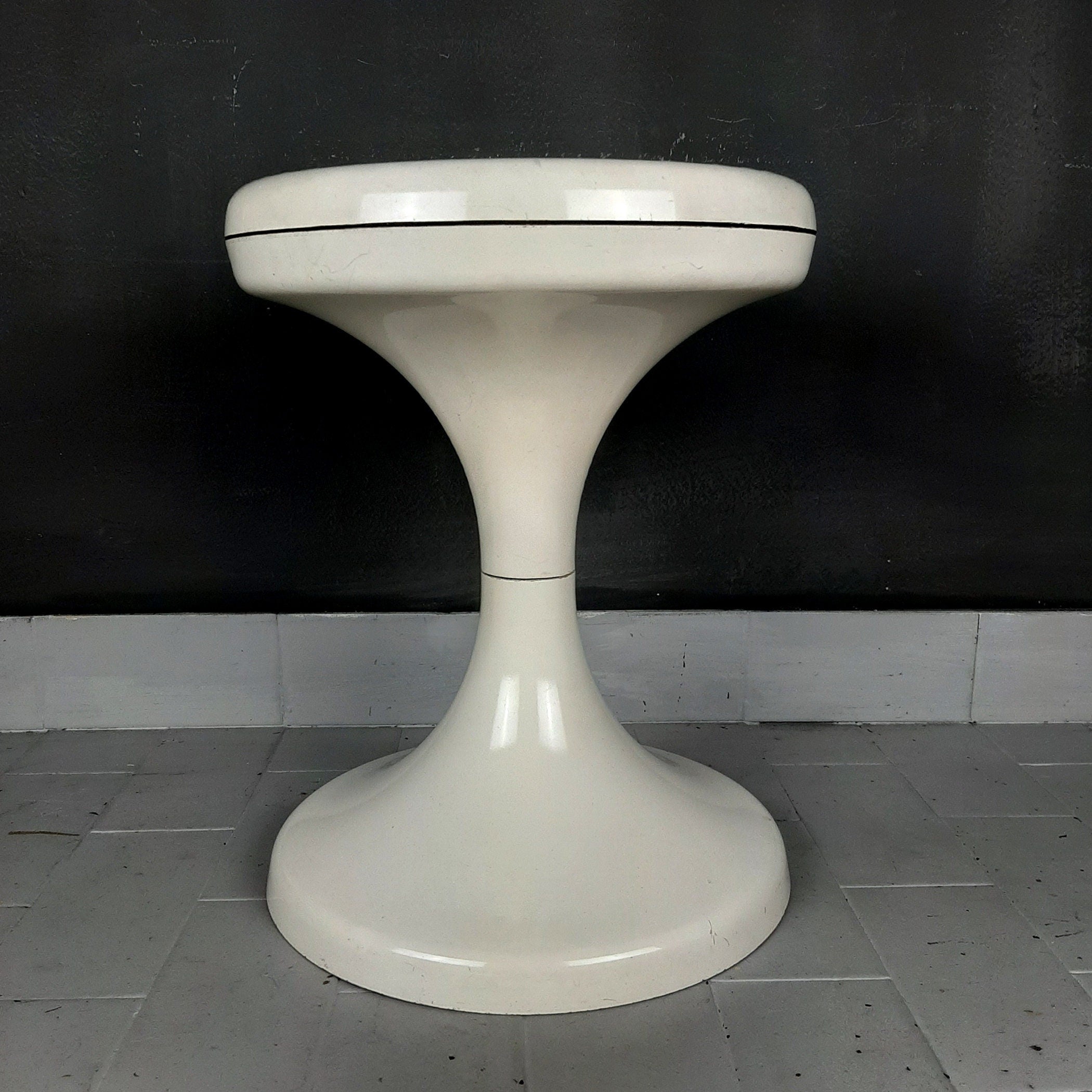 Vintage White Plastic Mushroom Stool - Mid-Century Modern Meblo Yugoslavia