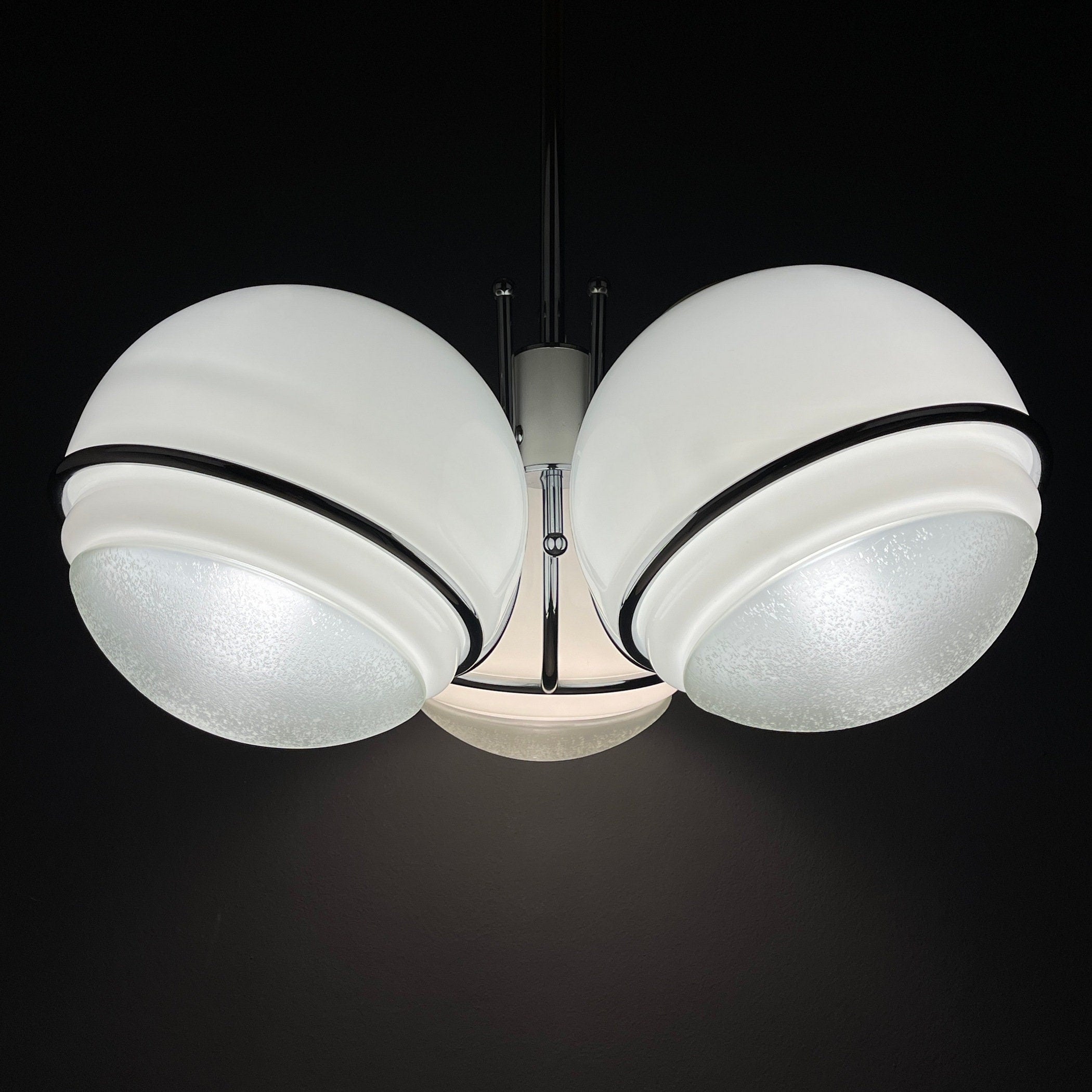Gino Sarfatti large globe chandelier Italy 1960s